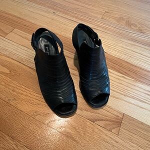 Black Women's Peep-Toe Shoes Paul Green